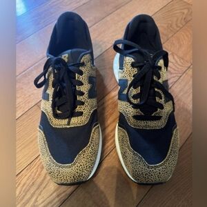 New Balance Black & Tan Leopard-Print Sneakers